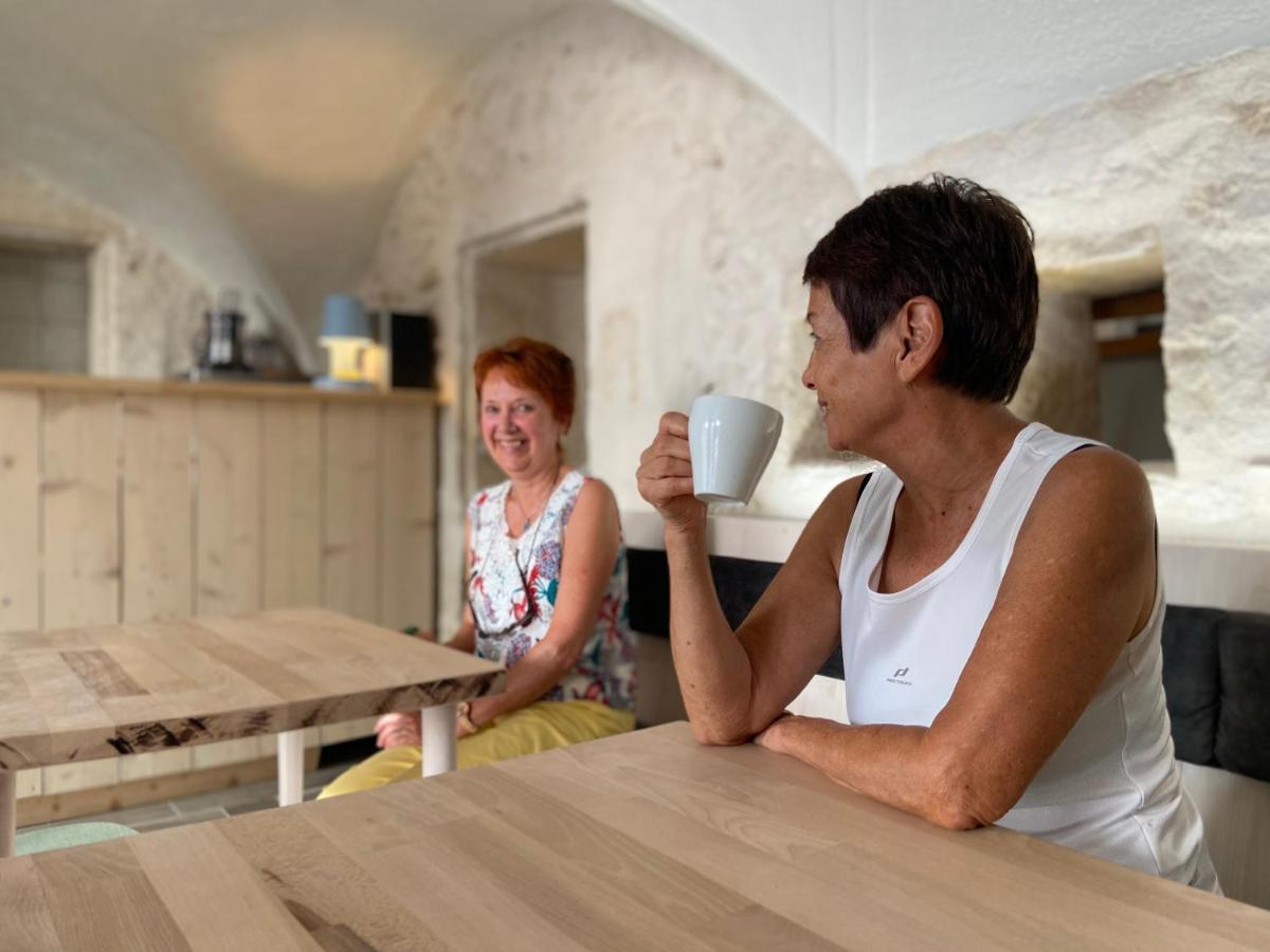 Appartement Espace Le Cheval Blanc à Castelnau-le-Lez Extérieur photo