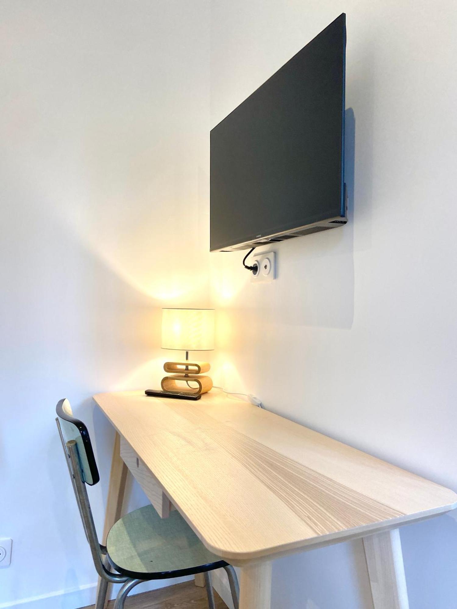 Espace Le Cheval Blanc Castelnau-le-Lez Chambre photo