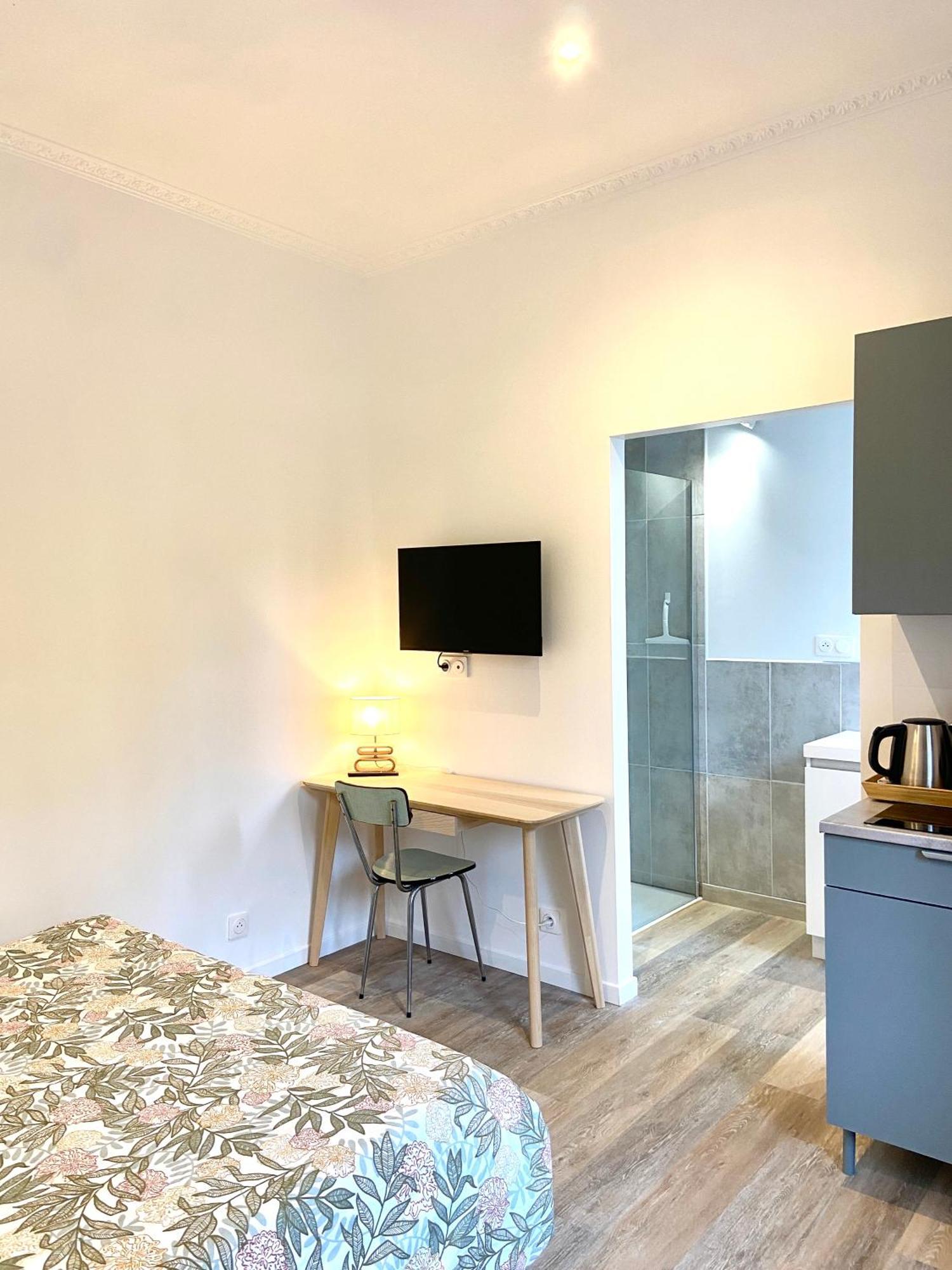 Espace Le Cheval Blanc Castelnau-le-Lez Chambre photo
